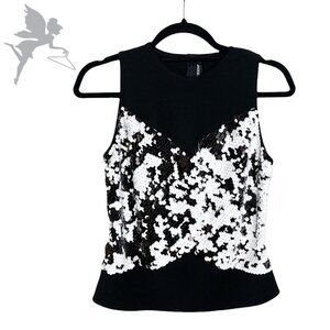 JACKIE ROGERS Sleeveless Top with Circular Pailettes